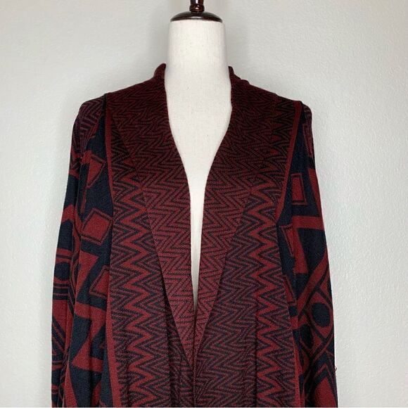 Active Designed in Los Angeles Geometric Knit Fringe Open Front Cardigan - Picture 3 of 14